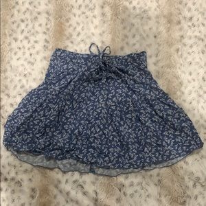 Brandy melville skirt.